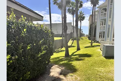 7000 Seawall Boulevard #125, Galveston, TX 77551 - Photo 26