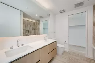 313 W 17th St, Austin, TX 78701 - Photo 22