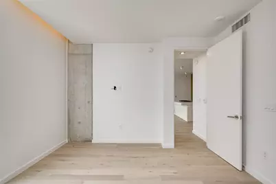 313 W 17th Street #1806, Austin, TX 78701 - Photo 18