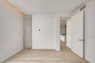313 W 17th St, Austin, TX 78701 - Photo 18
