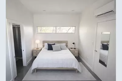 1155 Perry Road #B, Austin, TX 78721 - Photo 4