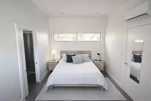 1155 Perry Rd, Austin, TX 78721 - Photo 4