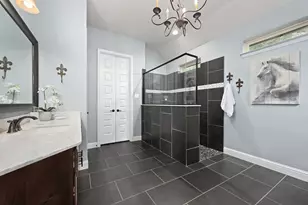 200 Lake Rim Cir, Georgetown, TX 78633 - Photo 20