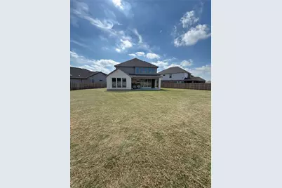 129 Menlo Bend, Liberty Hill, TX 78642 - Photo 4