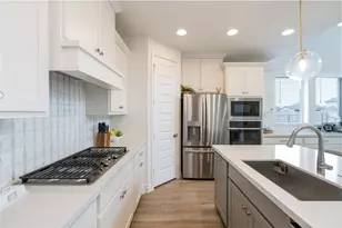 129 Menlo Bnd, Liberty Hill, TX 78642 - Photo 12