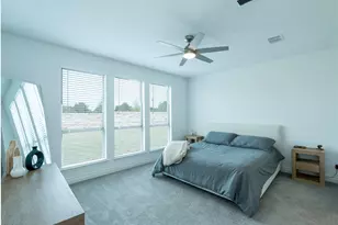 129 Menlo Bnd, Liberty Hill, TX 78642 - Photo 14