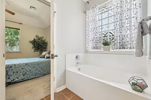 3804 Spyglass Cove, Round Rock, TX 78664 - Photo 14