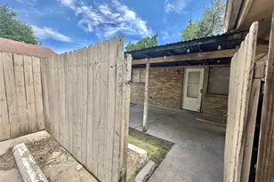 207 W William Cannon Dr, Austin, TX 78745 - Photo 4