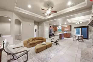 643 Shady Hollow, New Braunfels, TX 78132 - Photo 8