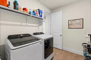 8312 Skytex St, Austin, TX 78744 - Photo 28