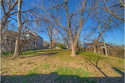 411 Hackberry Lane, Austin, TX 78753 - Photo 10