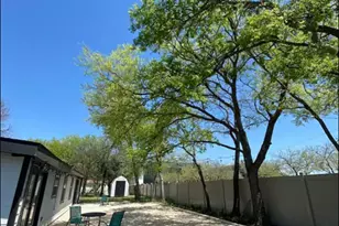 1102 Clayton Ln, Austin, TX 78723 - Photo 24