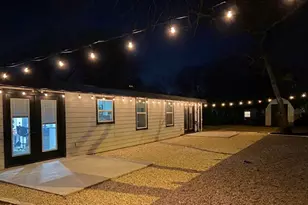 1102 Clayton Ln, Austin, TX 78723 - Photo 2