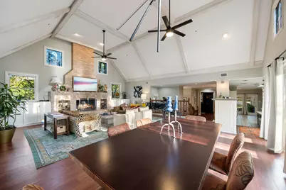 221 Camaro Way, San Marcos, TX 78666 - Photo 10
