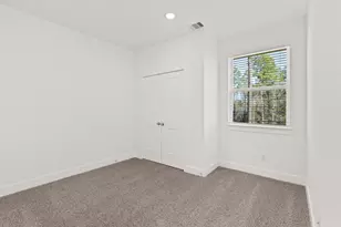 215 Flora Spgs Cv, Liberty Hill, TX 78642 - Photo 12