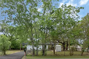 11013 Travis Dr, Jonestown, TX 78645 - Photo 24