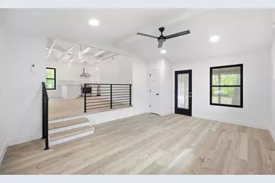 11013 Travis Drive, Jonestown, TX 78645 - Photo 8