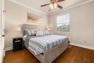 1402 Parker Ln, Austin, TX 78741 - Photo 12