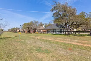 109 Riverview Dr, Georgetown, TX 78628 - Photo 34