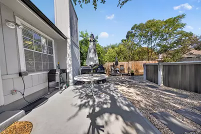 806 Mountain Ridge Drive, Leander, TX 78641 - Photo 32