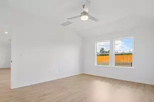 9421 Buckstitch Saddle Dr, Austin, TX 78724 - Photo 18