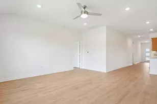 9421 Buckstitch Saddle Dr, Austin, TX 78724 - Photo 14