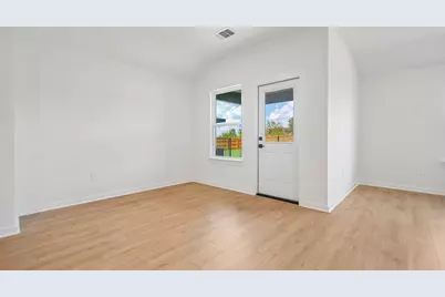 9421 Buckstitch Saddle Drive, Austin, TX 78724 - Photo 6