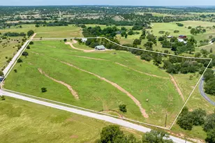 810 Clear Creek Ln, Fredericksburg, TX 78624 - Photo 1
