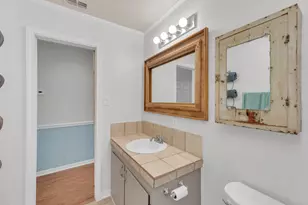 928 Moccasin Trail, La Grange, TX 78945 - Photo 28