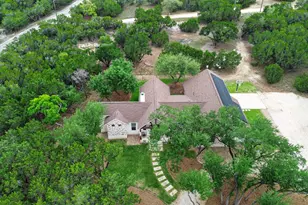 270 Rambling Oaks Dr, Wimberley, TX 78676 - Photo 32