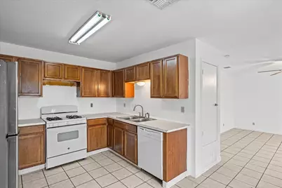 904 Montopolis Drive, Austin, TX 78741 - Photo 12