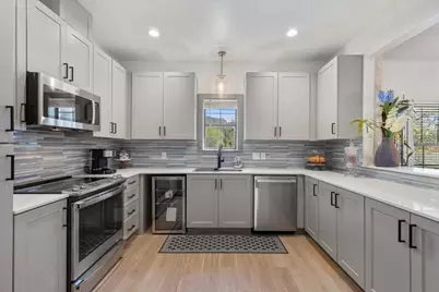 376 Alta Vista Drive, Bastrop, TX 78602 - Photo 10