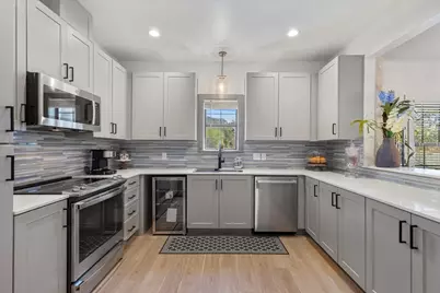 376 Alta Vista Drive, Bastrop, TX 78602 - Photo 10