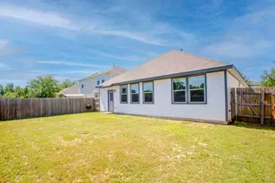 11724 Saddle Rock Dr, Austin, TX 78725 - Photo 26
