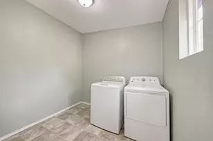 4701 Bandera Rd, Austin, TX 78721 - Photo 32