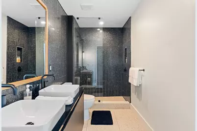 48 East Avenue #2010, Austin, TX 78701 - Photo 22