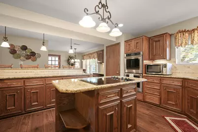 601 Maplewood Circle, Pflugerville, TX 78660 - Photo 8