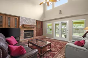 601 Maplewood Cir, Pflugerville, TX 78660 - Photo 14