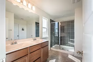 523 Dakota Crk, New Braunfels, TX 78130 - Photo 12