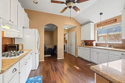 313 Heritage Hills Drive, Fredericksburg, TX 78624 - Photo 6