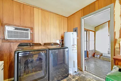 1017 US Highway 87 E, Smiley, TX 78159 - Photo 20