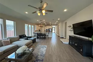 2004 Stirling St, Leander, TX 78641 - Photo 2
