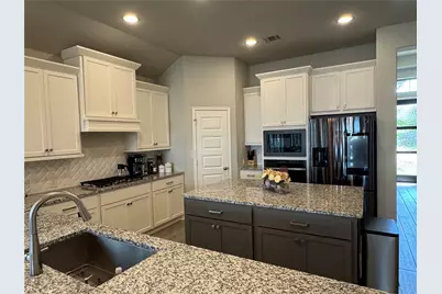 2004 Stirling Street, Leander, TX 78641 - Photo 4