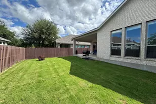2004 Stirling St, Leander, TX 78641 - Photo 14