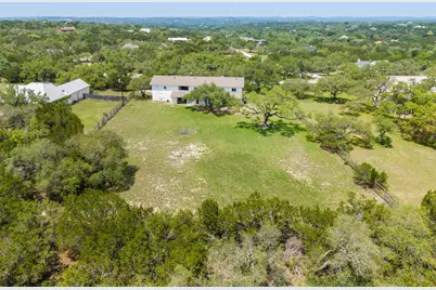 701 Oakwood Lane, Dripping Springs, TX 78620 - Photo 38