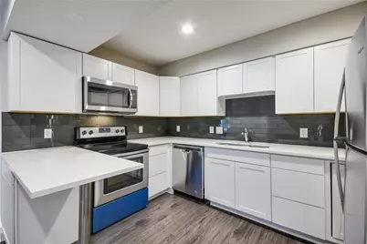935 La Posada Drive #142, Austin, TX 78752 - Photo 10