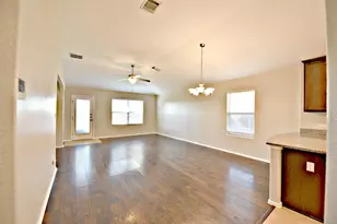 17708 Bridgefarmer Blvd, Pflugerville, TX 78660 - Photo 4