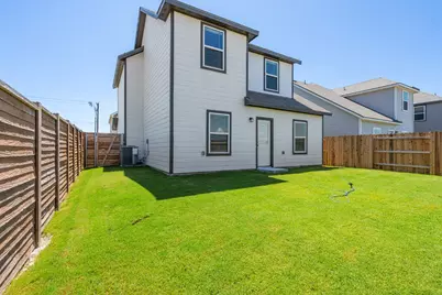 132 Desert Hare Drive, Jarrell, TX 76537 - Photo 6