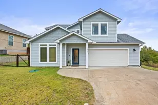 177 Kipahulu Dr, Bastrop, TX 78602 - Photo 1