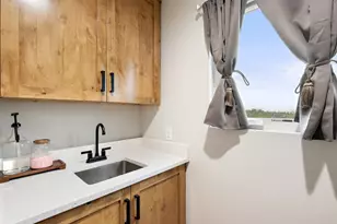 177 Kipahulu Dr, Bastrop, TX 78602 - Photo 24